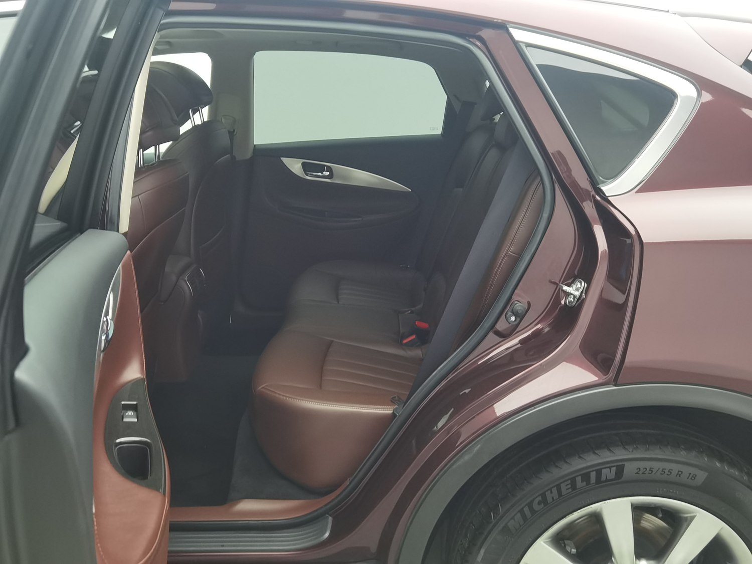 Used Infiniti QX50 2015 2.5 AT