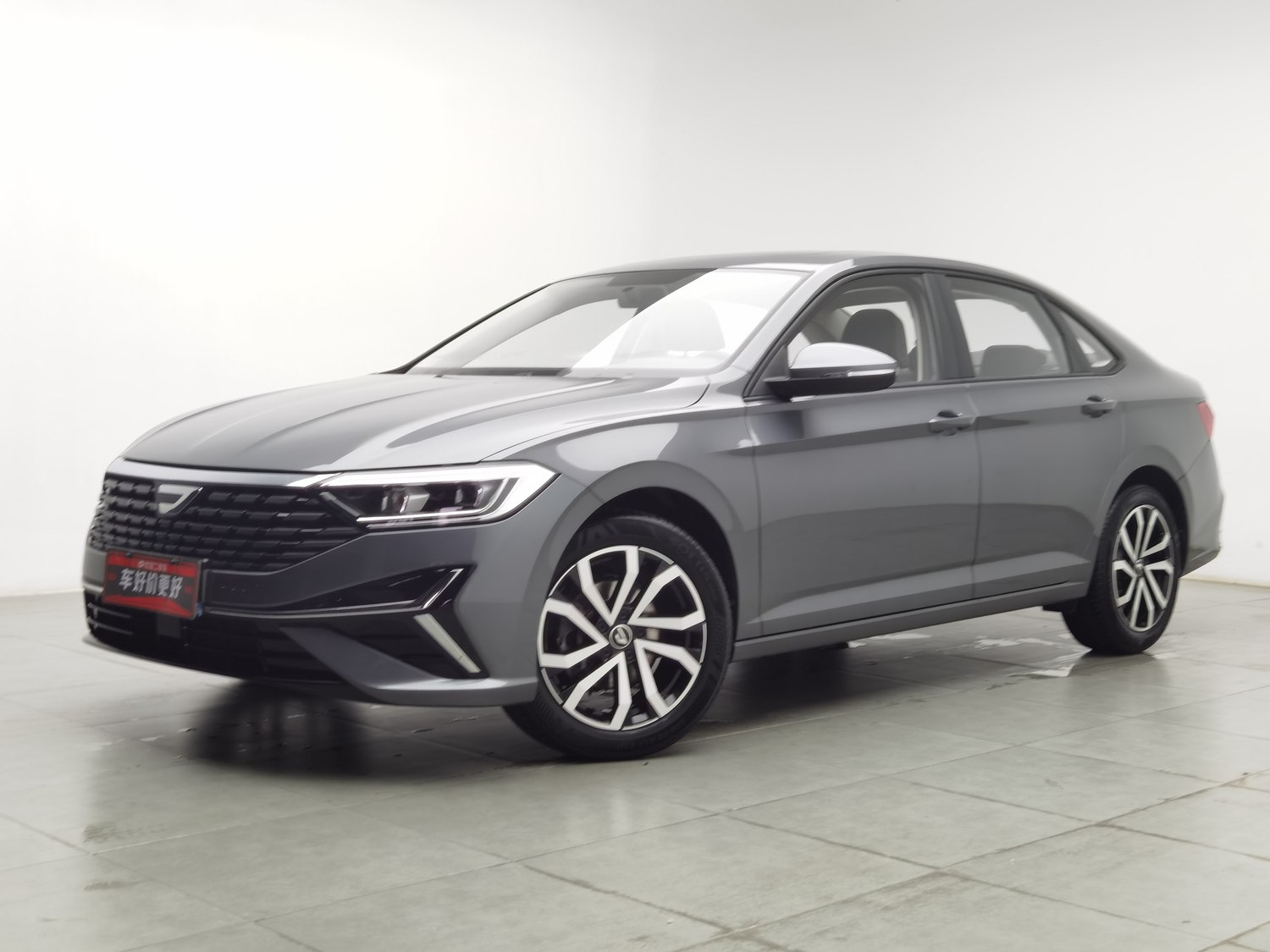 Used Jetta VA7 2025 1.4 AT