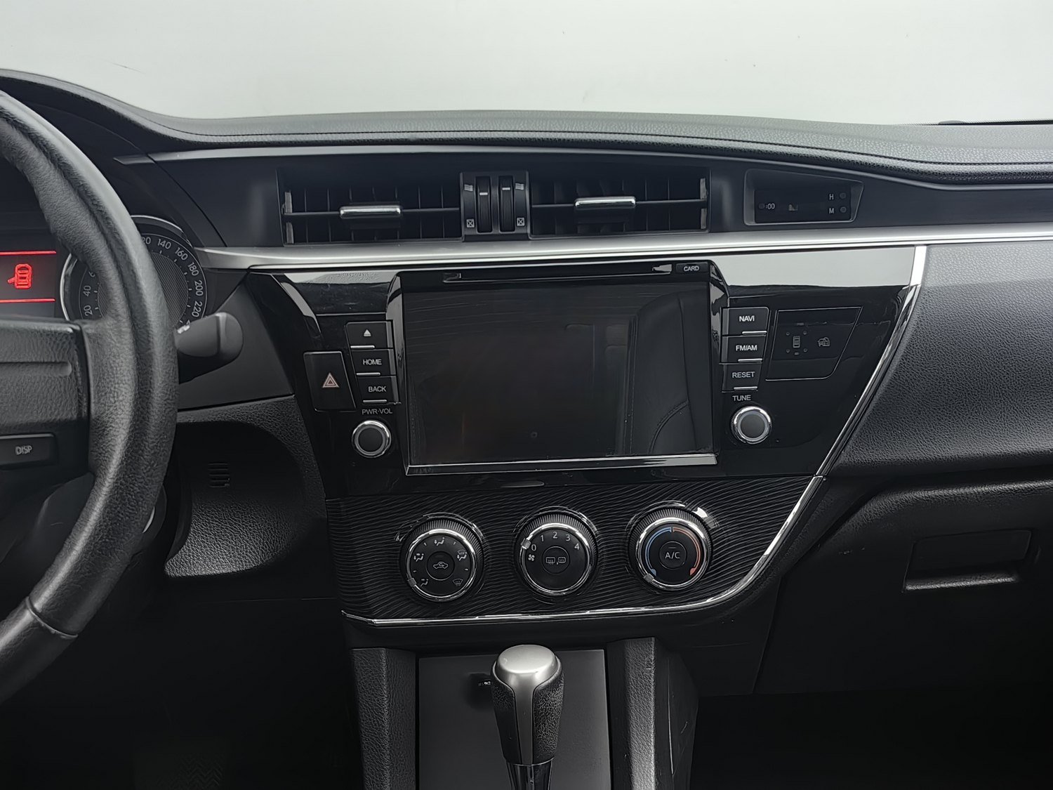 Used Toyota Corolla 2016 1.6 AT