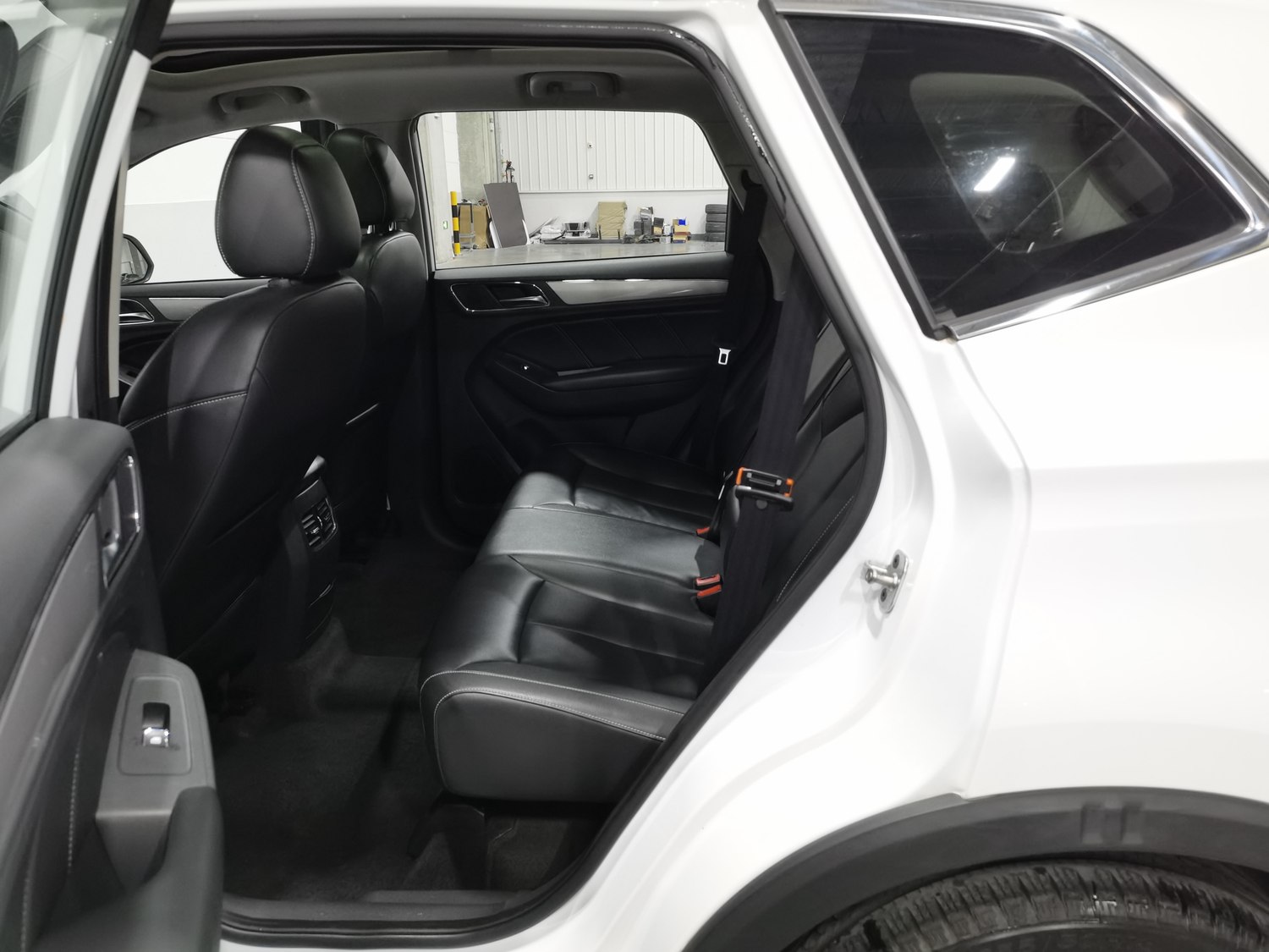 Used Roewe RX5 2016 2.0 AT