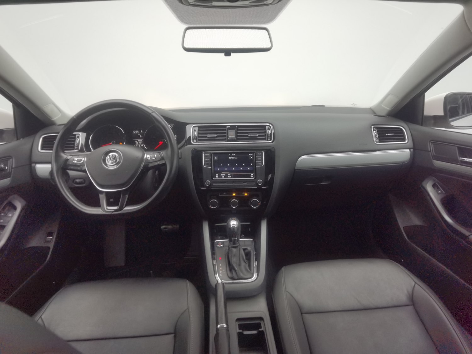 Used Volkswagen Sagitar 2017 1.6 AT
