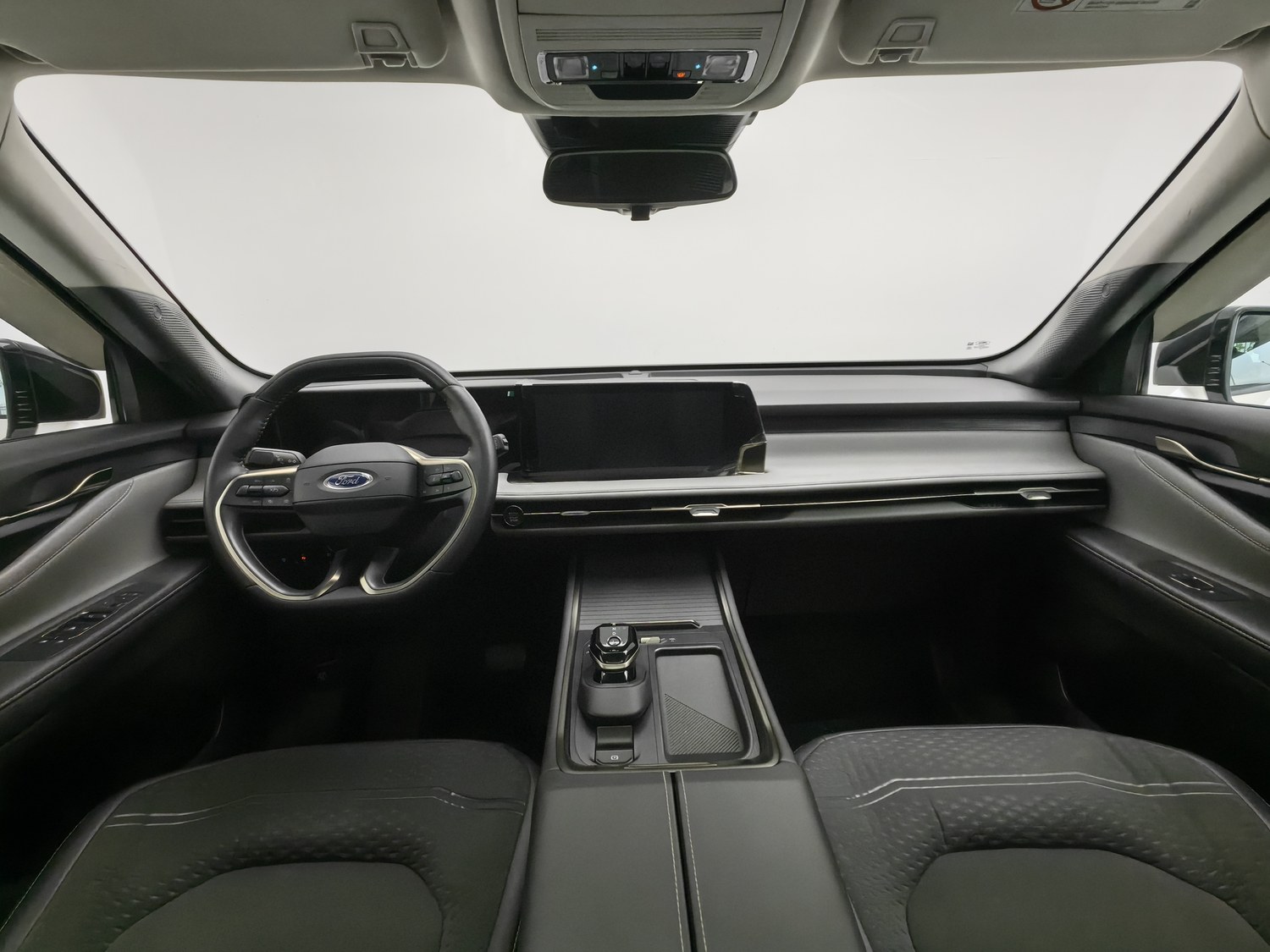Used Ford Edge 2023 2.0 AT