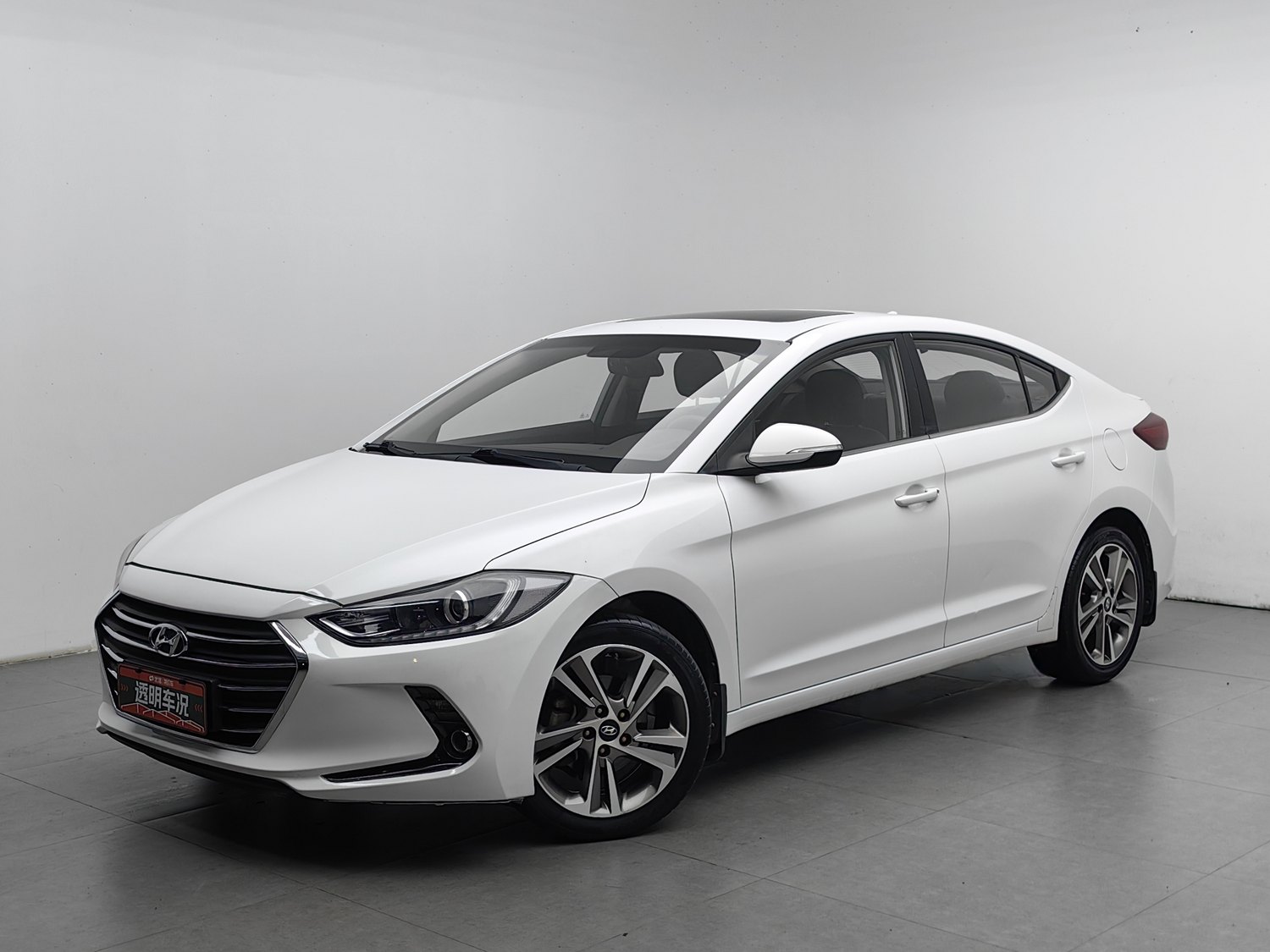 Used Hyundai Elantra 2016 1.6 AT