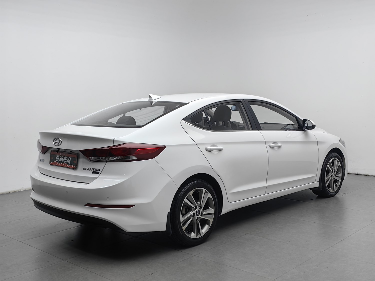 Used Hyundai Elantra 2016 1.6 AT