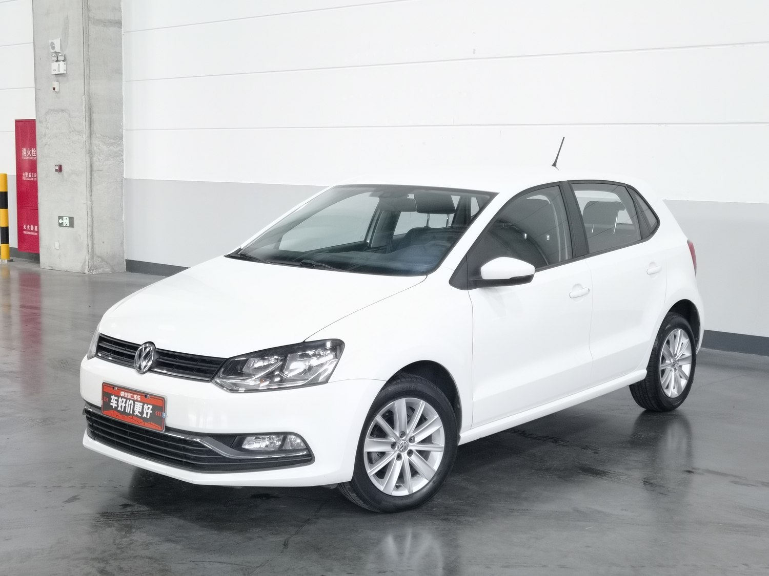 Used Volkswagen Polo 2014 1.6 AT