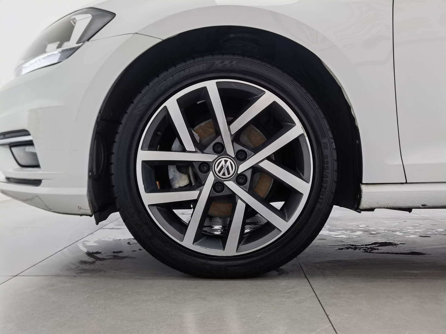 Used Volkswagen Golf 2020 1.4 AT