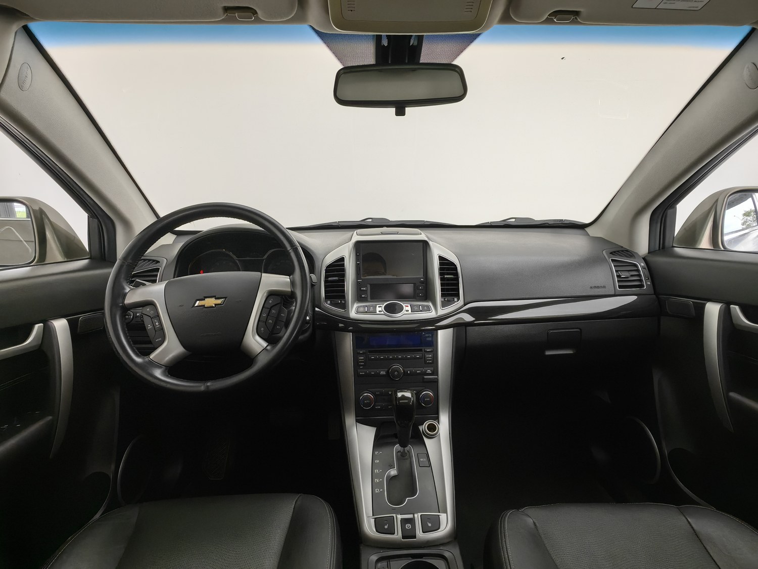 Used Chevrolet Captiva 2017 2.4 AT