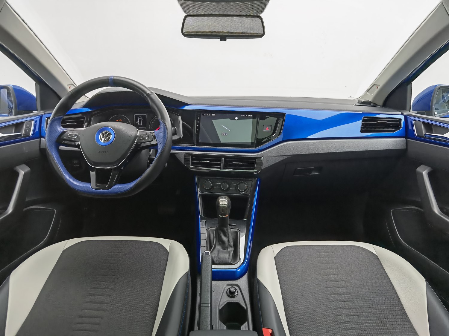 Used Volkswagen Polo 2019 1.5 AT