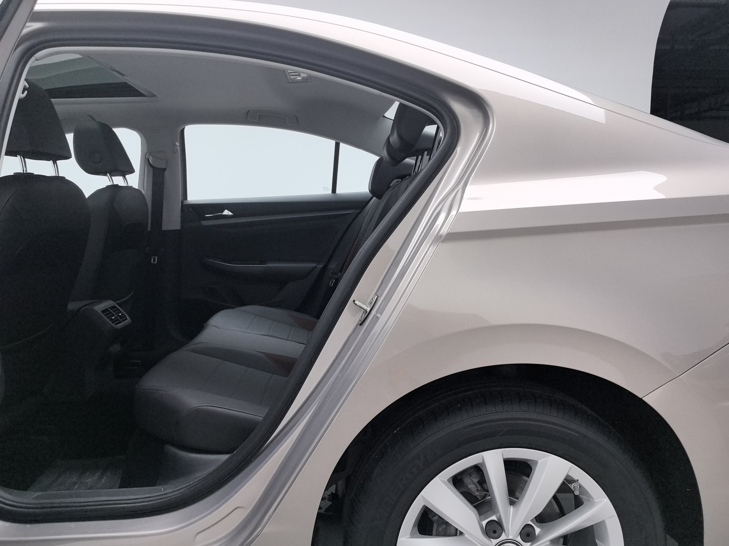Used Volkswagen Bora 2020 1.5 AT