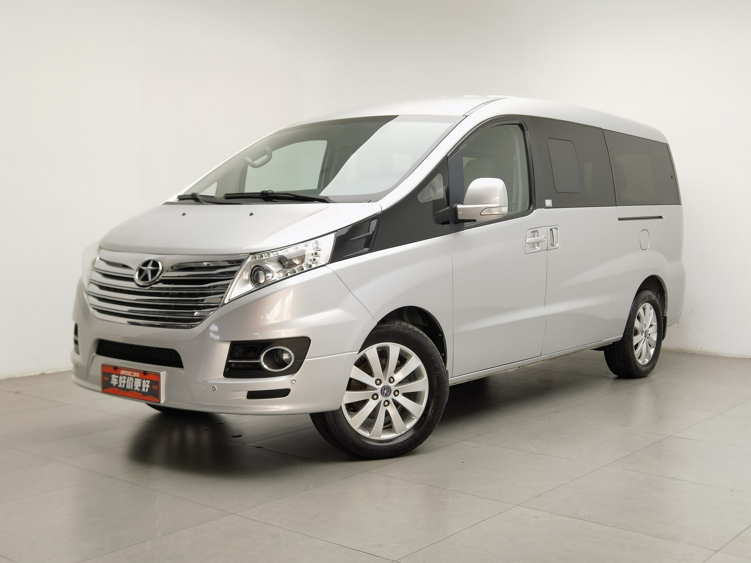 Used JAC Refine M5 2017 2.0 AT