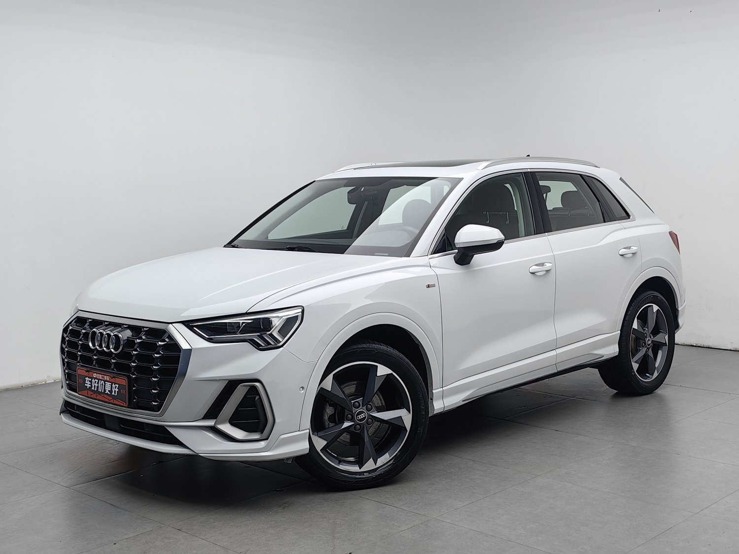Used Audi Q3 2021 1.4 AT