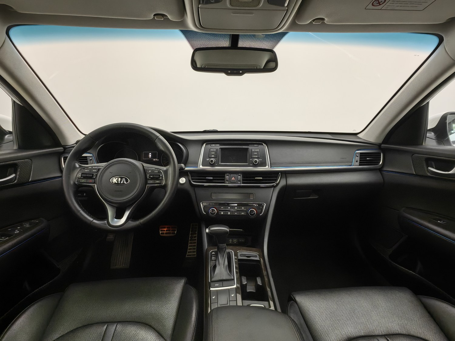 Used Kia K5 2016 2.0 AT
