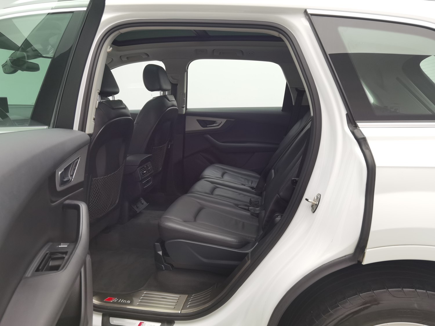 Used Audi Q7 2016 2.0 AT