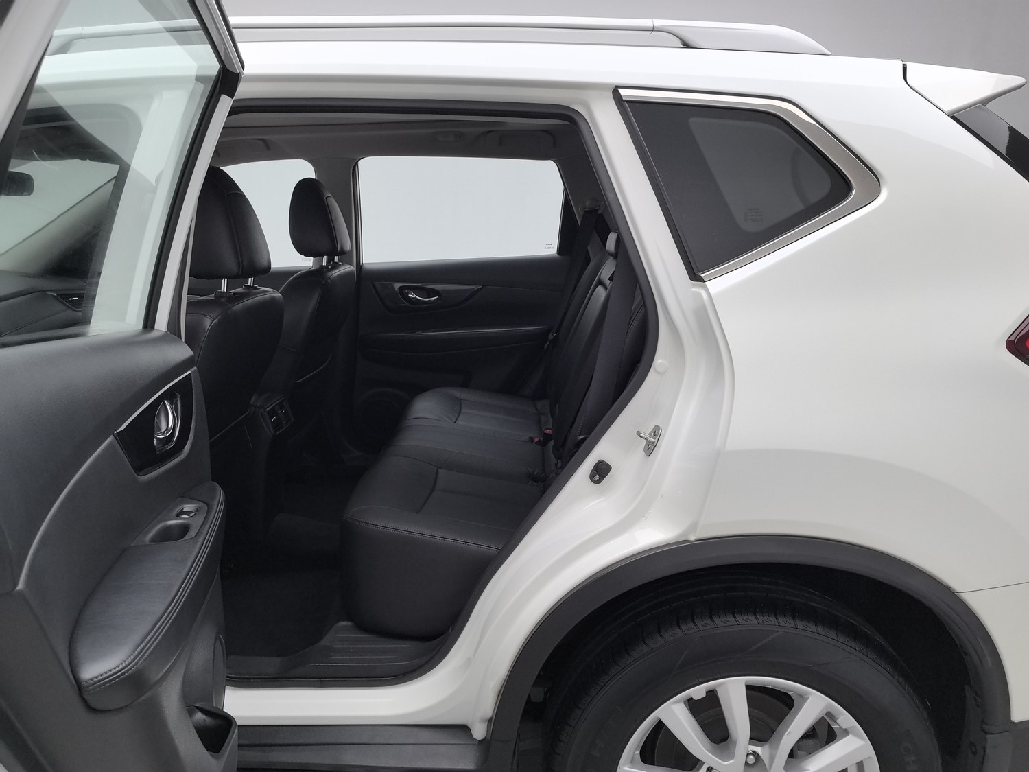 Used Nissan X-Trail 2017 2.0 AT