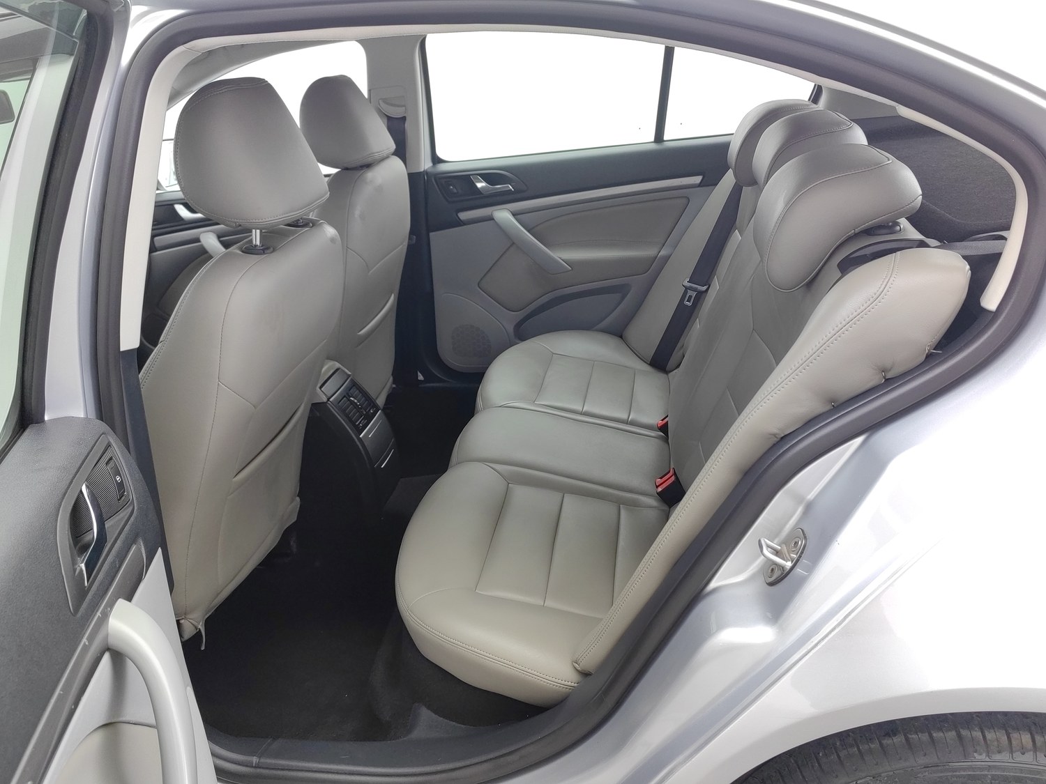 Used Skoda Octavia 2013 2.0 AT