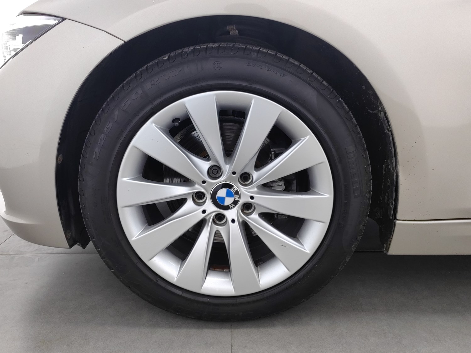 Used BMW THE3 2017 1.5 AT