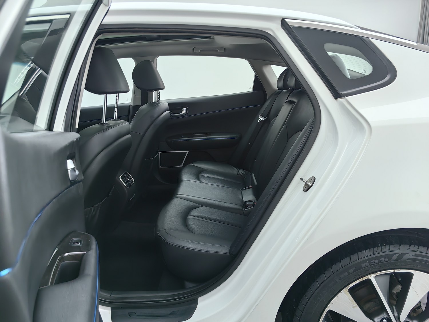 Used Kia K5 2016 2.0 AT