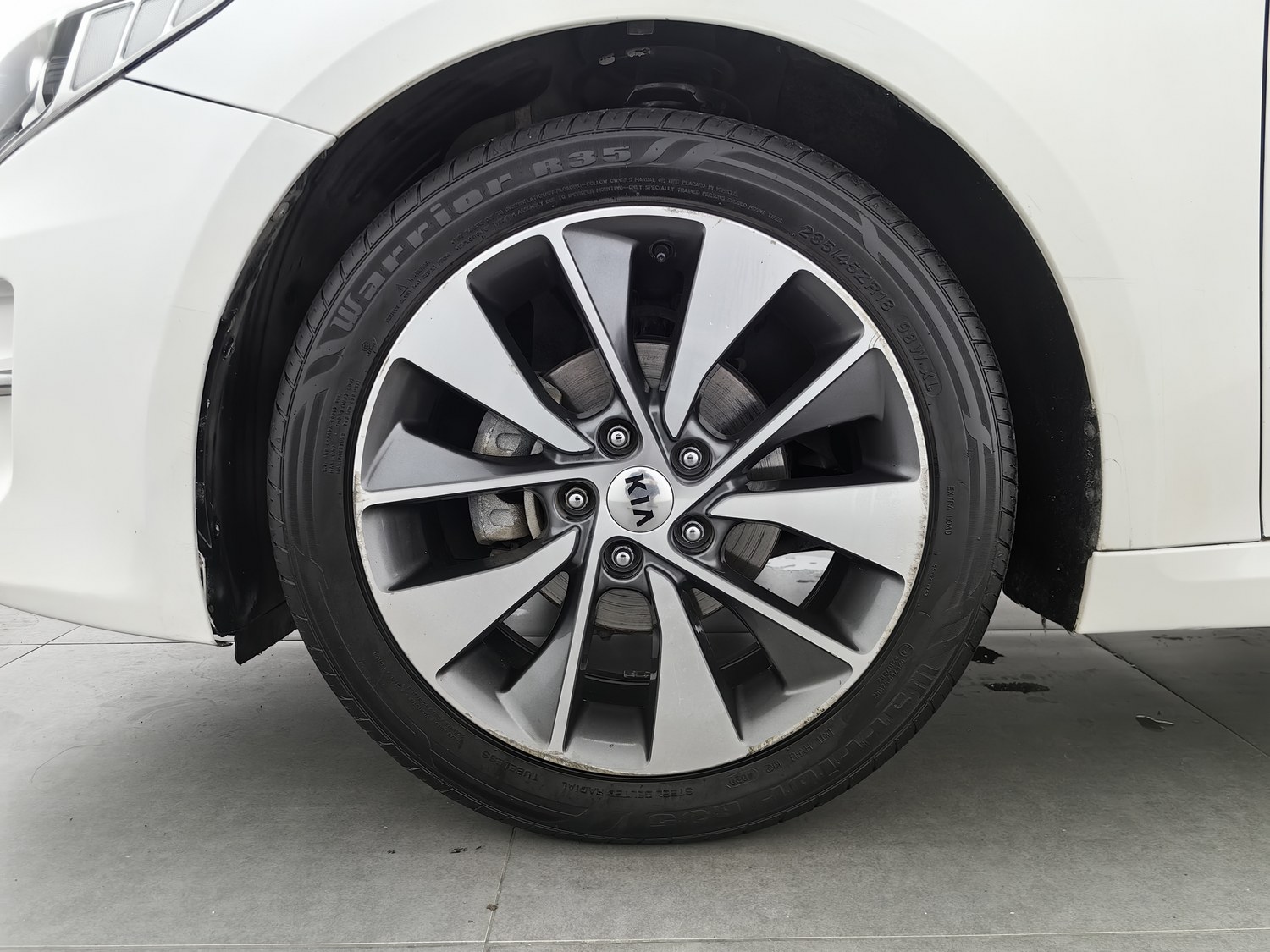 Used Kia K5 2016 2.0 AT