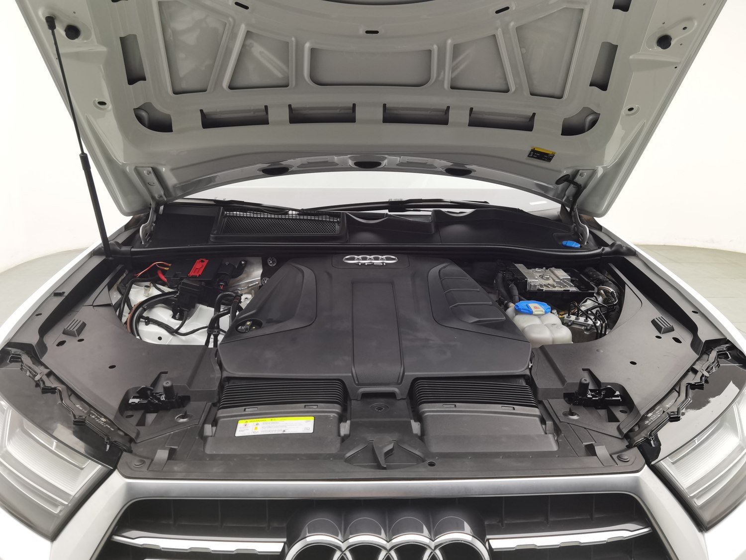 Used Audi Q7 2016 2.0 AT