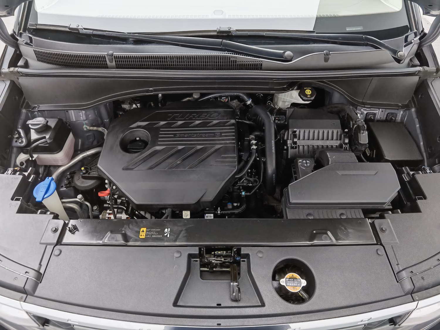 Used Hyundai Custo 2021 2.0 AT