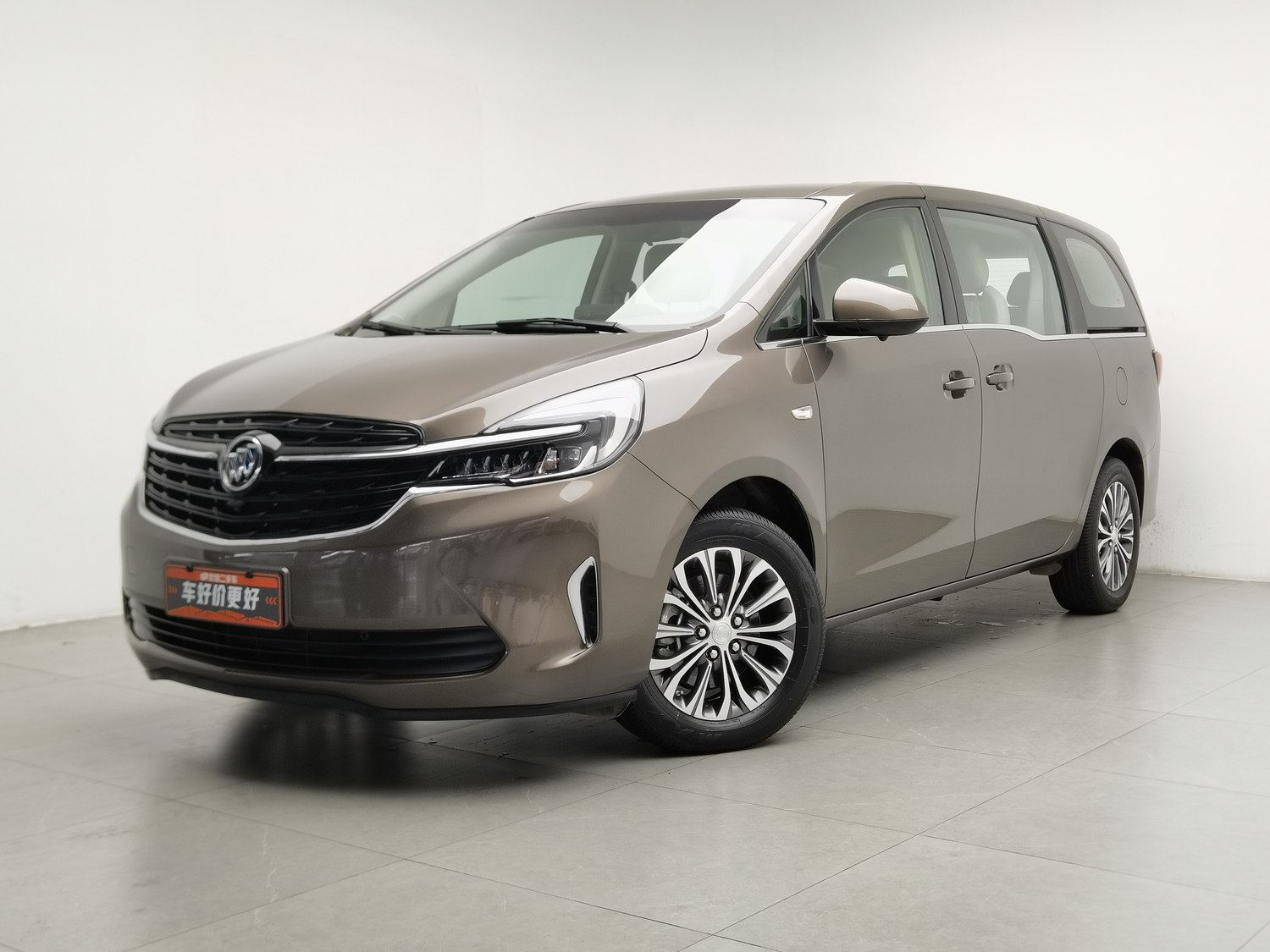 Used Buick GL8 2022 2.0 AT