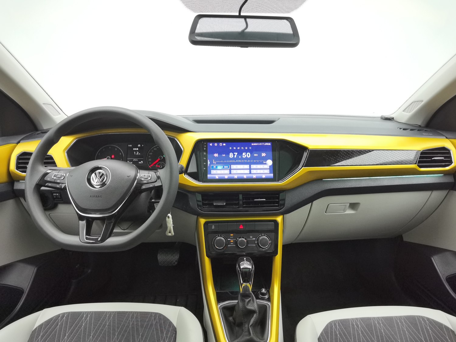 Used Volkswagen T-Cross 2019 1.5 AT