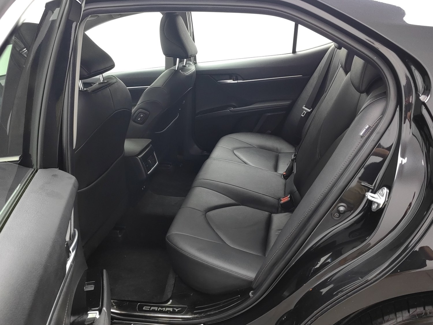 Used Toyota Camry 2022 2.0 AT