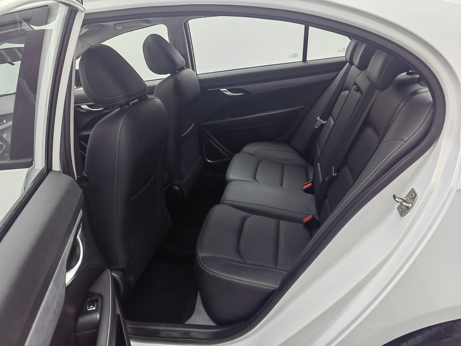 Used Geely Emgrand 2021 1.5 AT