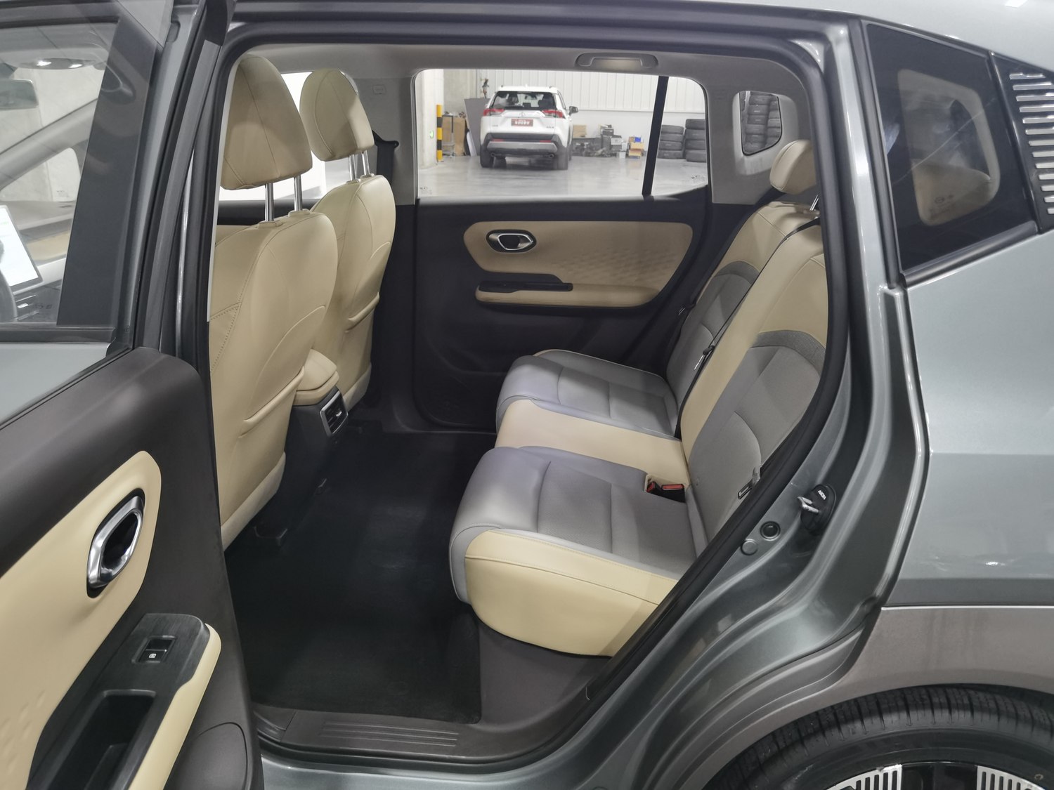 Used Aion Y 2021
