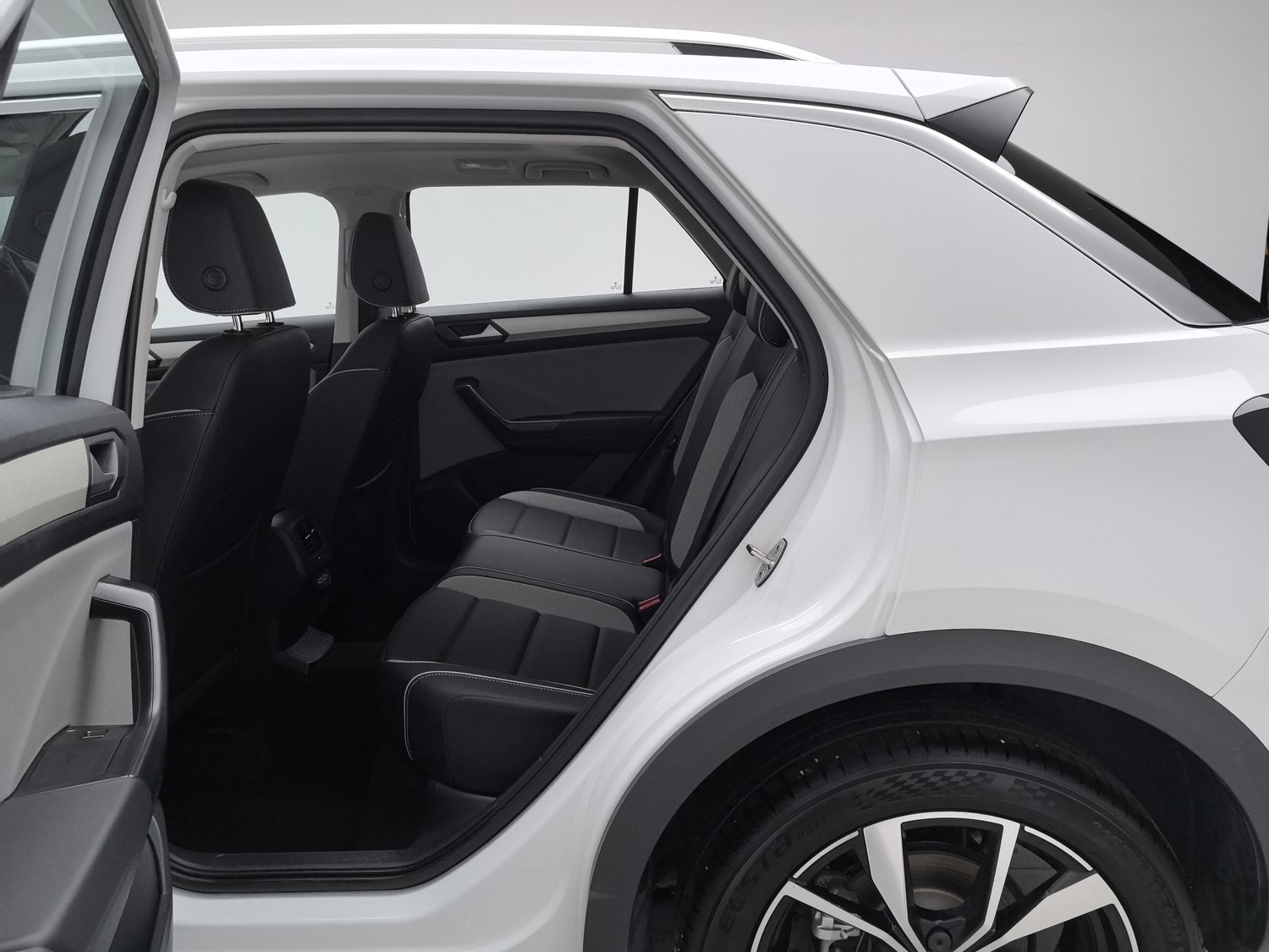 Used Volkswagen T-ROC Tange 2025 1.4 AT