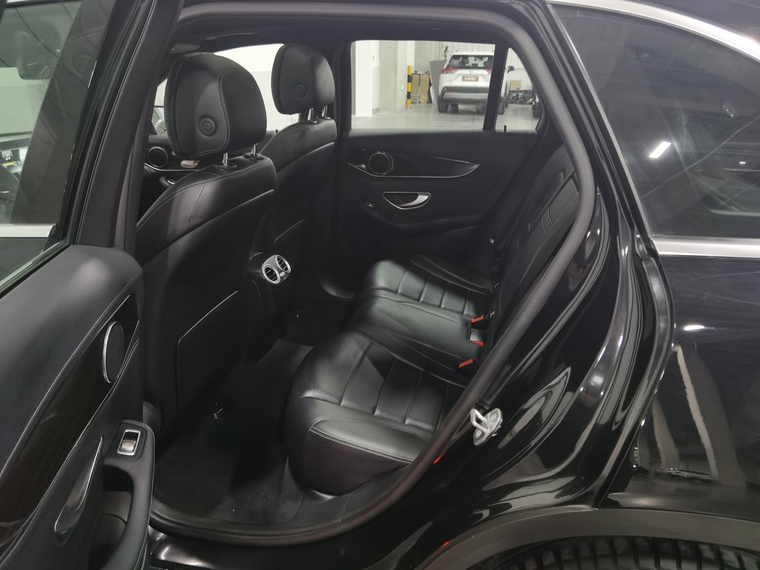 Used Mercedes-Benz GLC 2017 2.0 AT