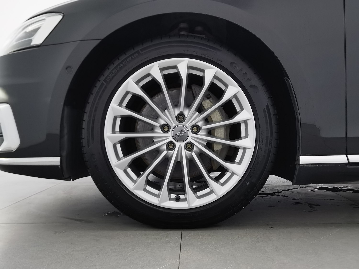 Used Audi A8 2019 3.0 AT