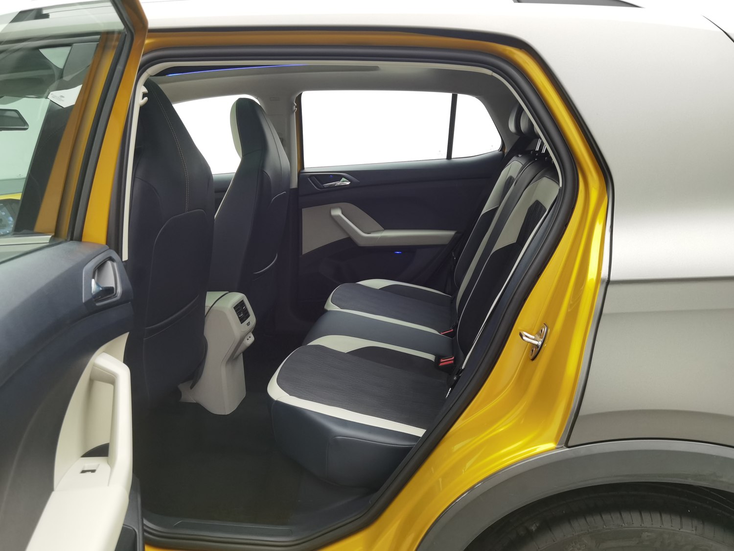 Used Volkswagen T-Cross 2019 1.5 AT