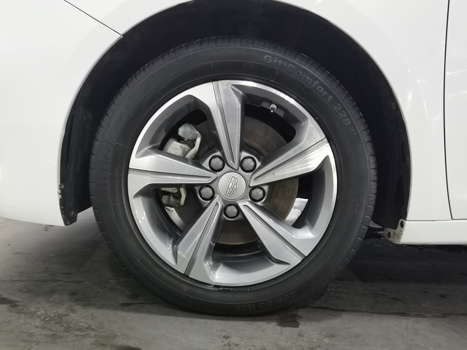Used Geely Emgrand GL 2018 1.4 MT