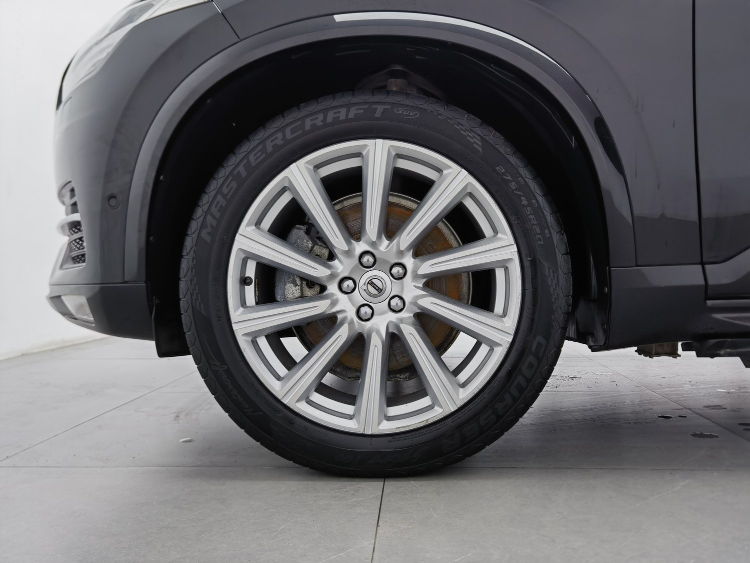 Used Volvo XC90 2018 2.0 AT