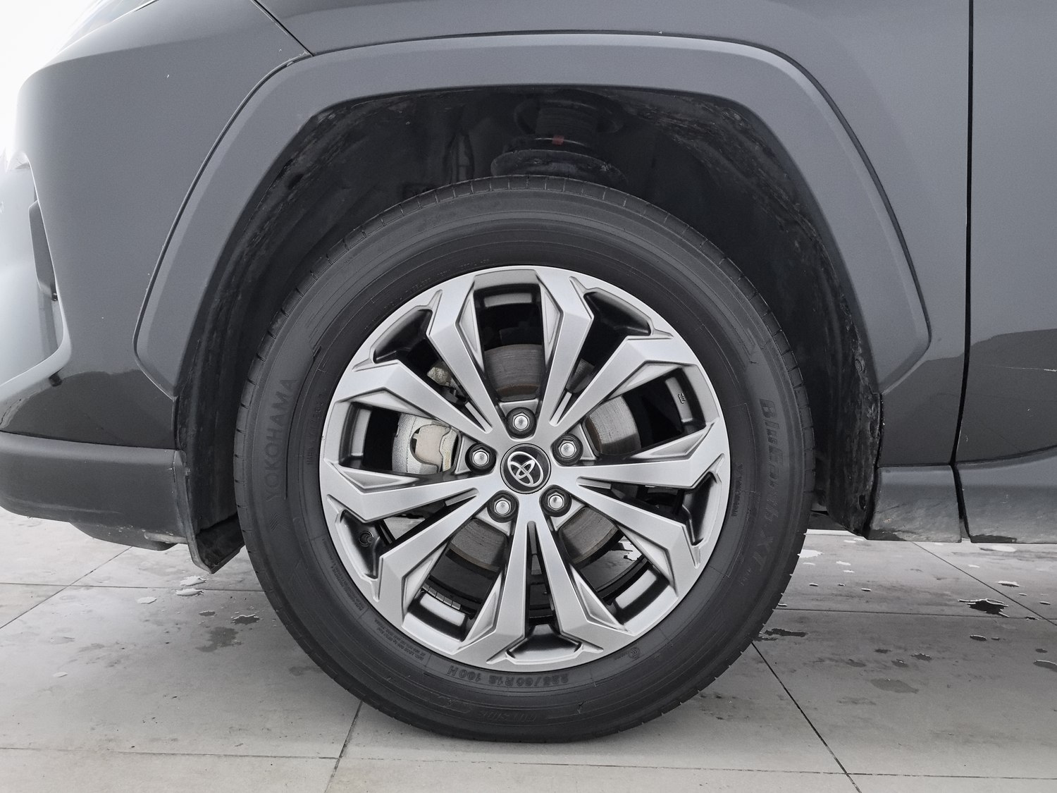 Used Toyota RAV4 2023 2.0 AT