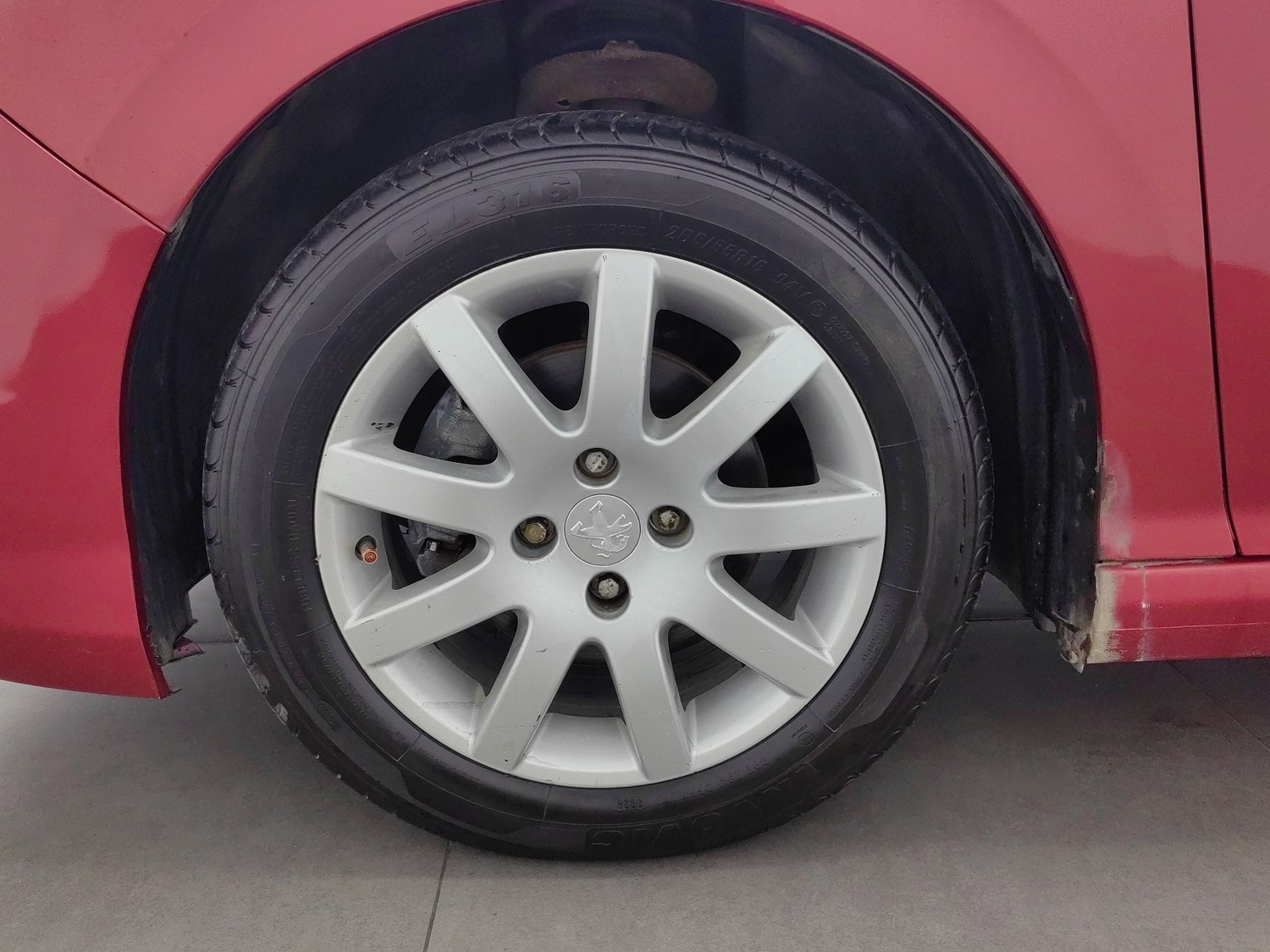 Used Peugeot 308 2013 1.6 AT