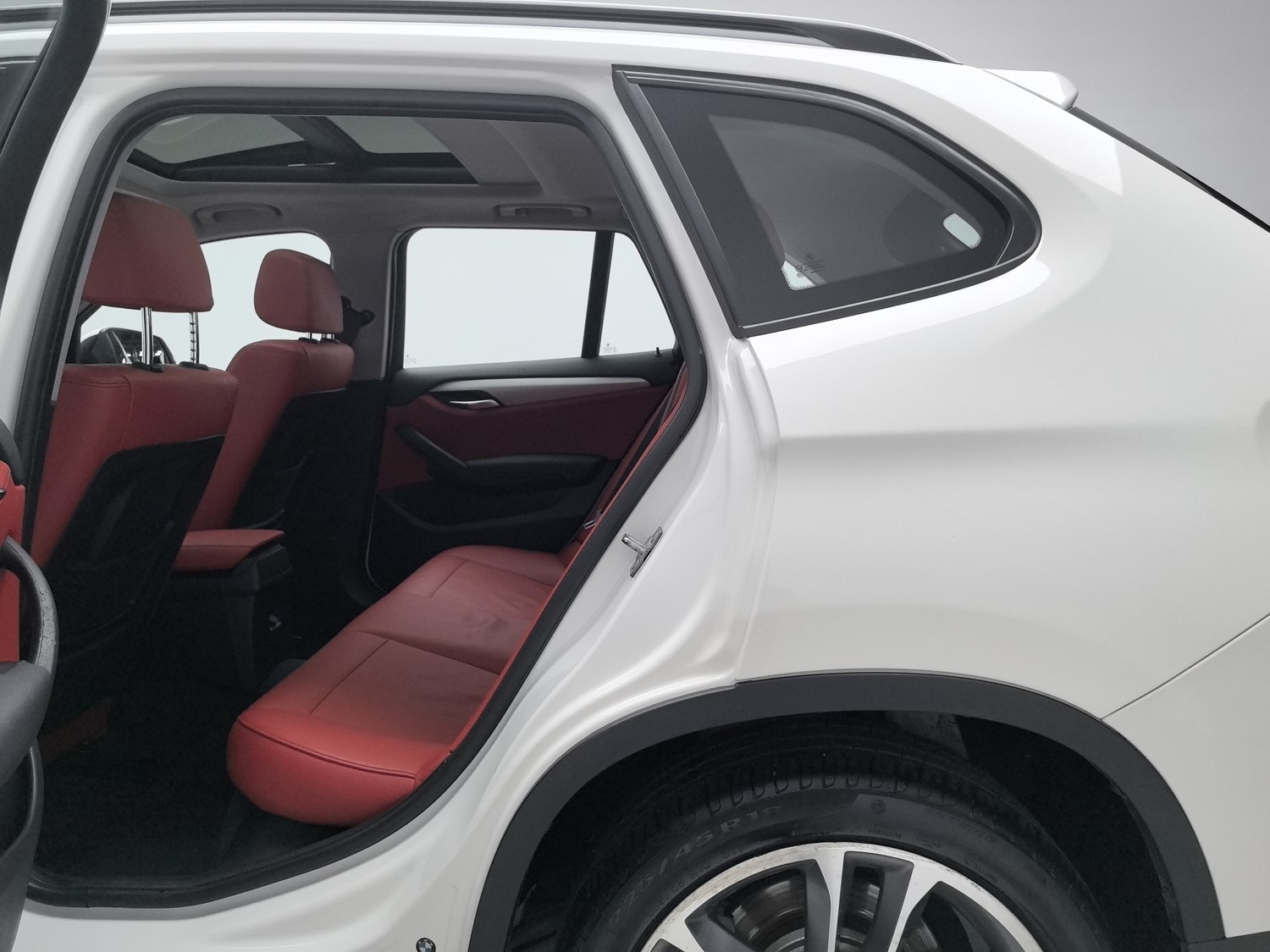 Used BMW X1 2014 2.0 AT