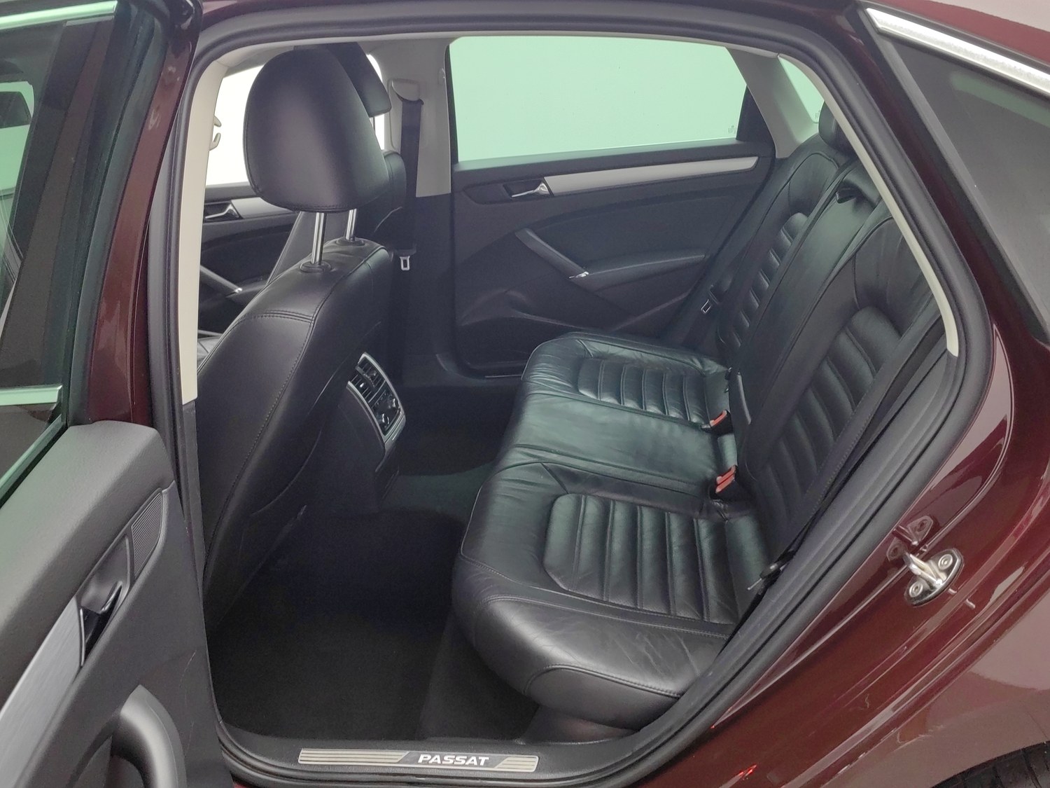 Used Volkswagen Passat 2015 1.8 AT