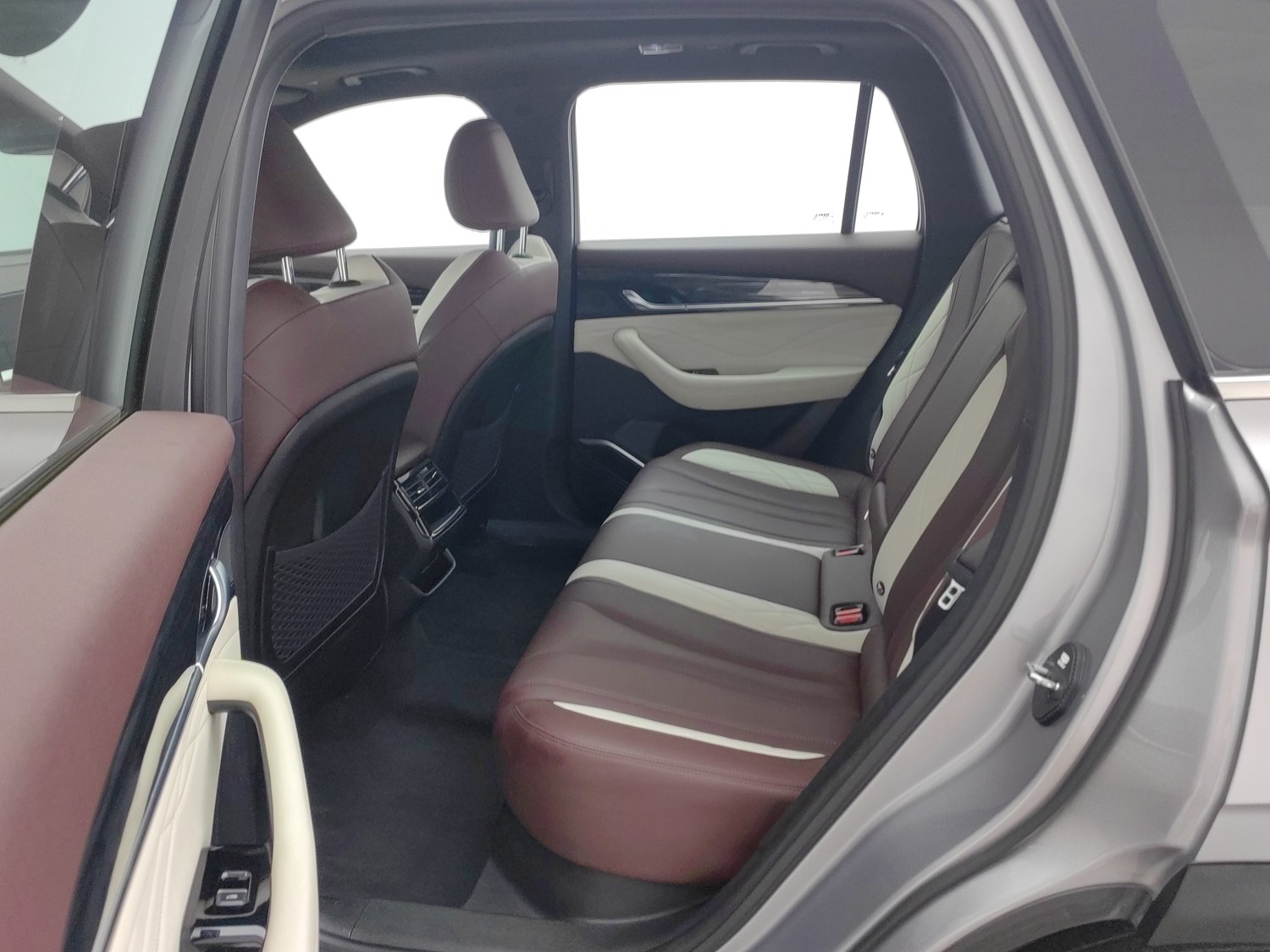 Used Geely Xingyue L 2021 2.0 AT