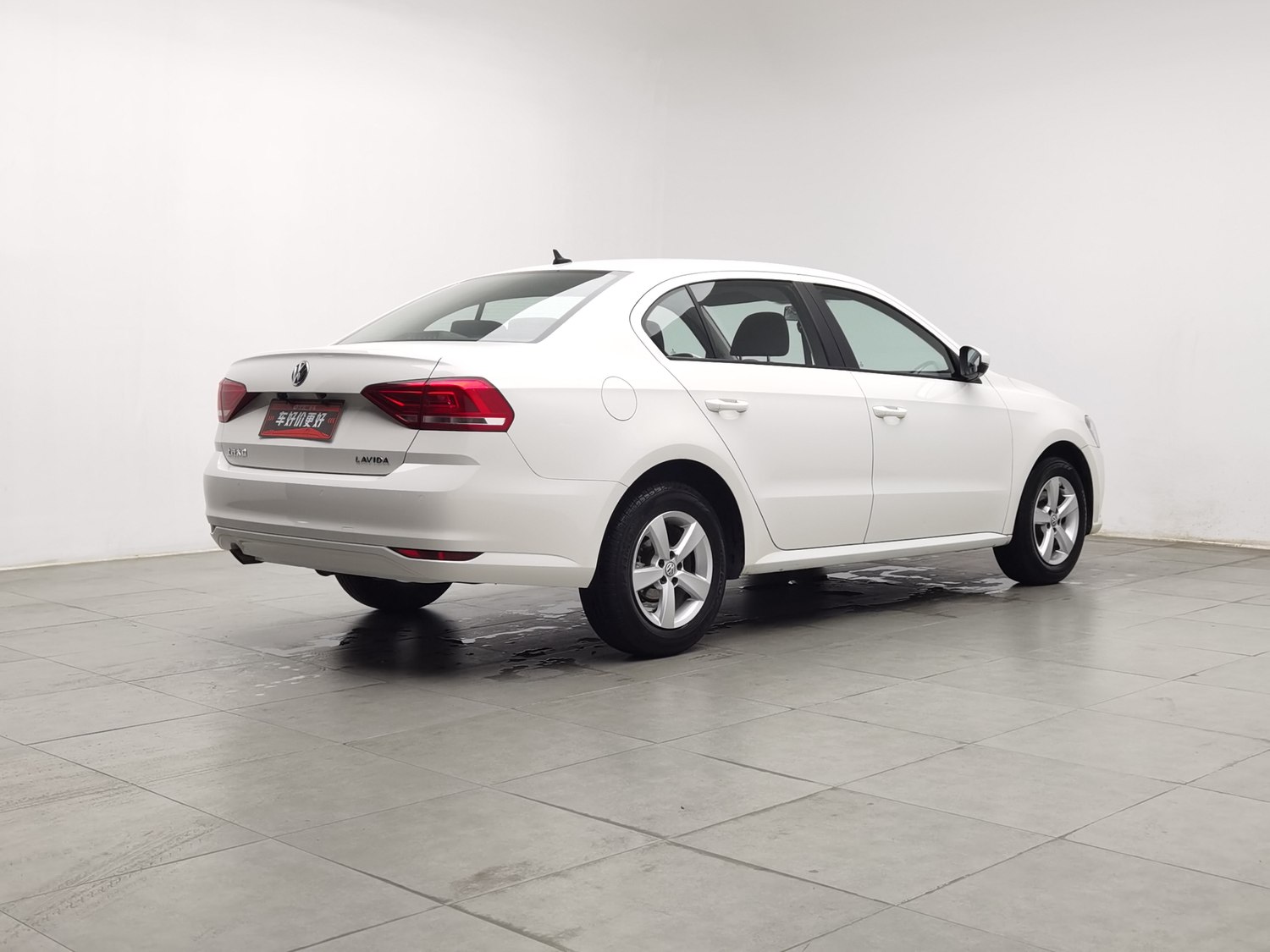 Used Volkswagen Lavida 2015 1.6 AT