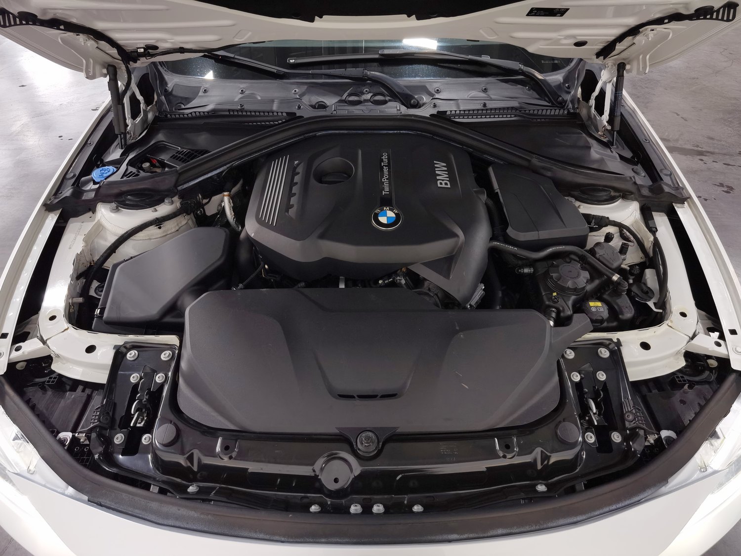 Used BMW THE3 2019 2.0 AT