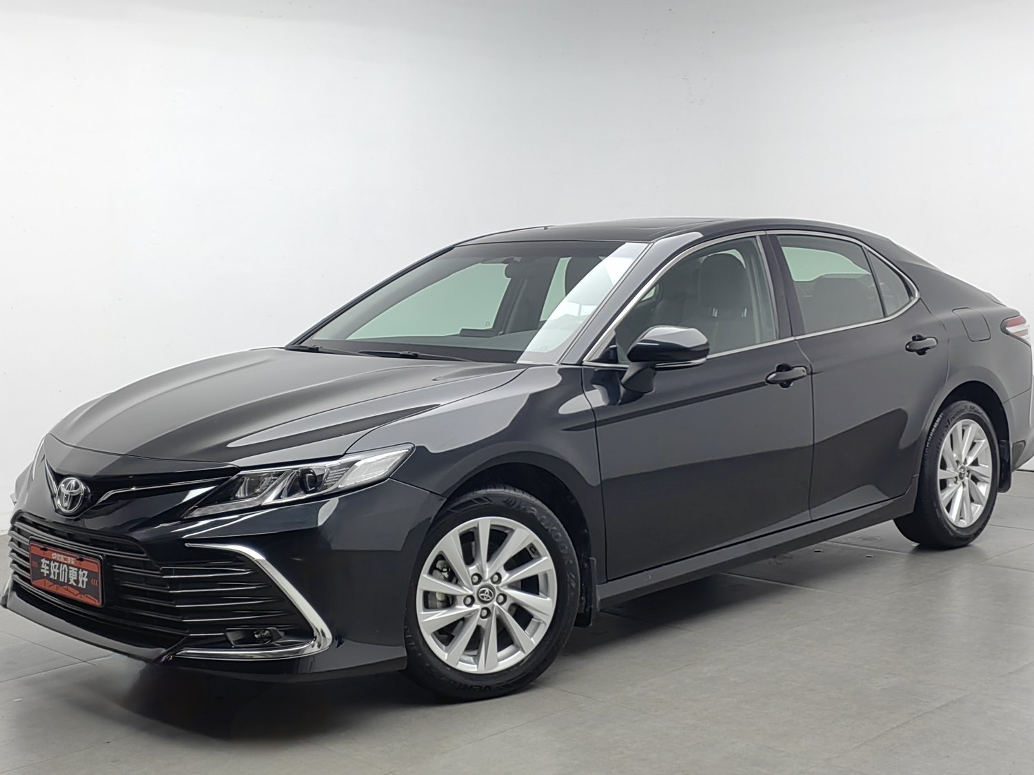 Used Toyota Camry 2022 2.0 AT