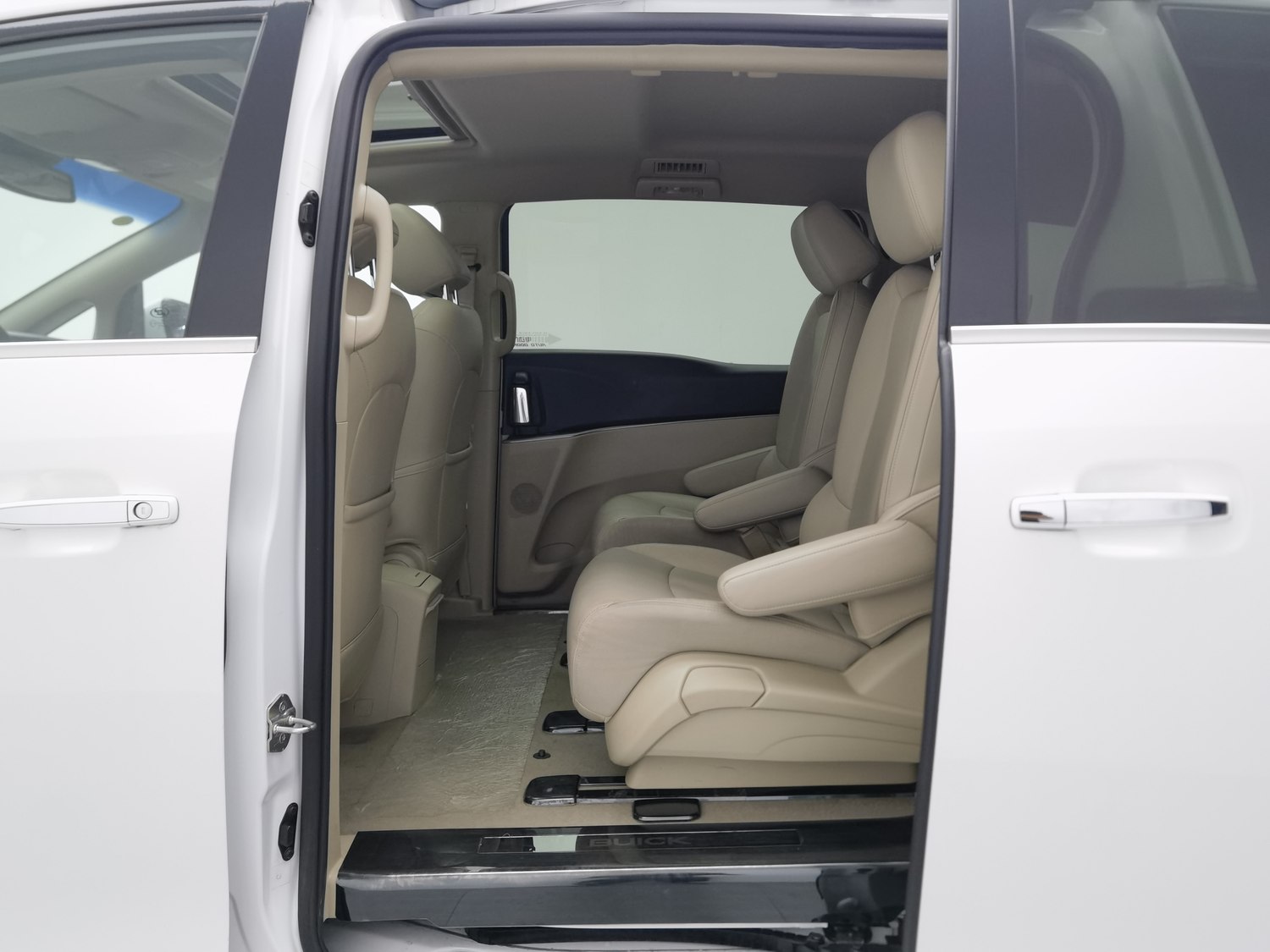 Used Buick GL8 2018 2.0 AT