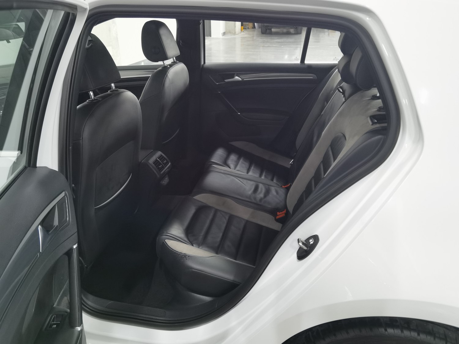 Used Volkswagen Golf 2019 1.4 AT