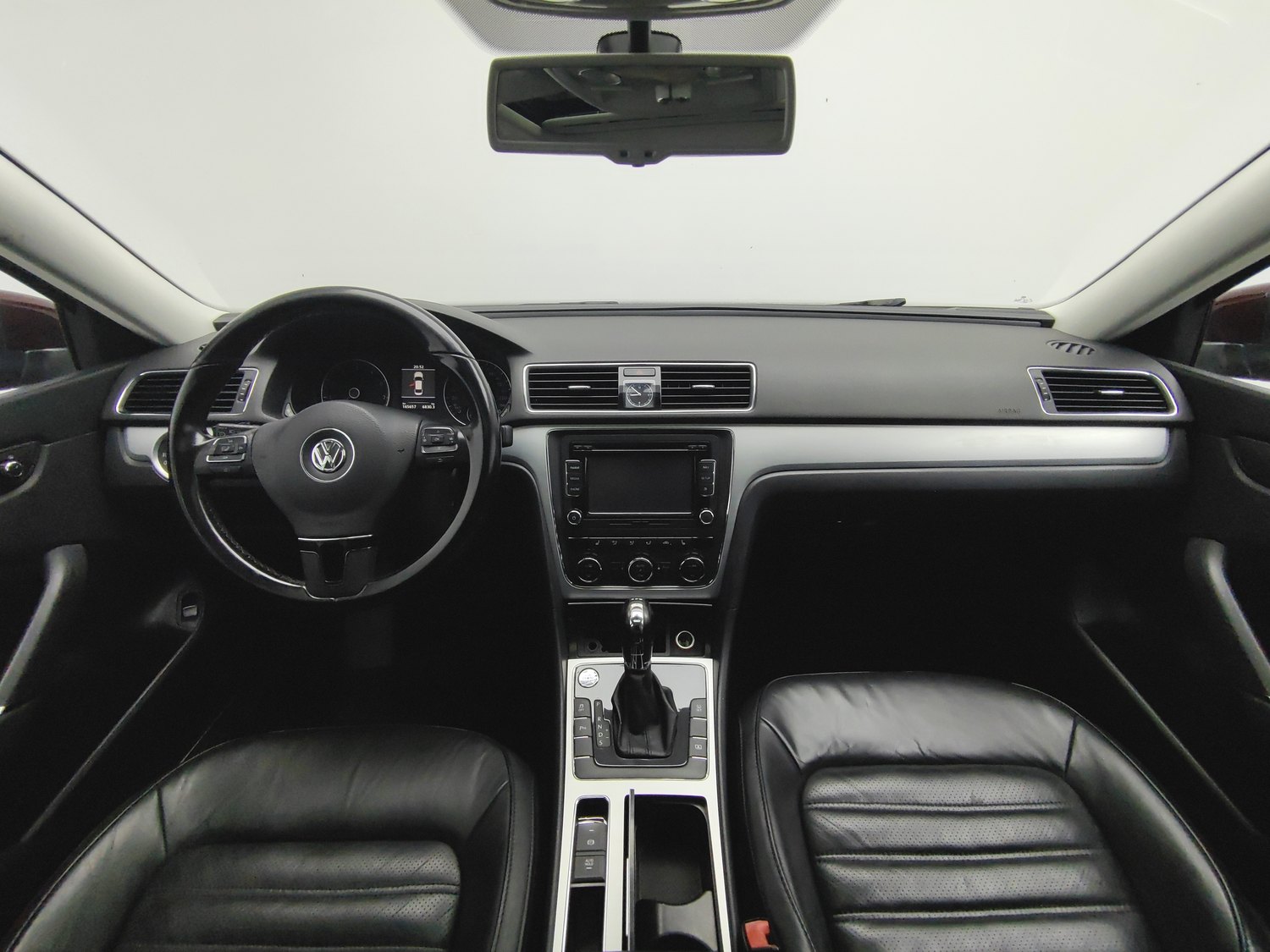 Used Volkswagen Passat 2015 1.8 AT