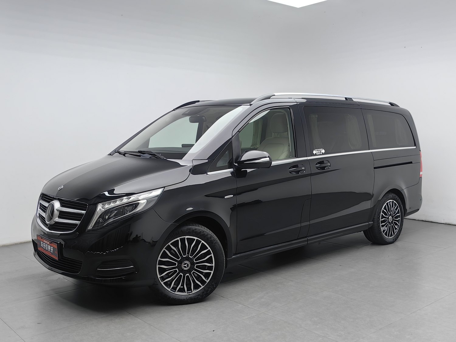 Used Mercedes-Benz V-Class 2018 2.0 AT