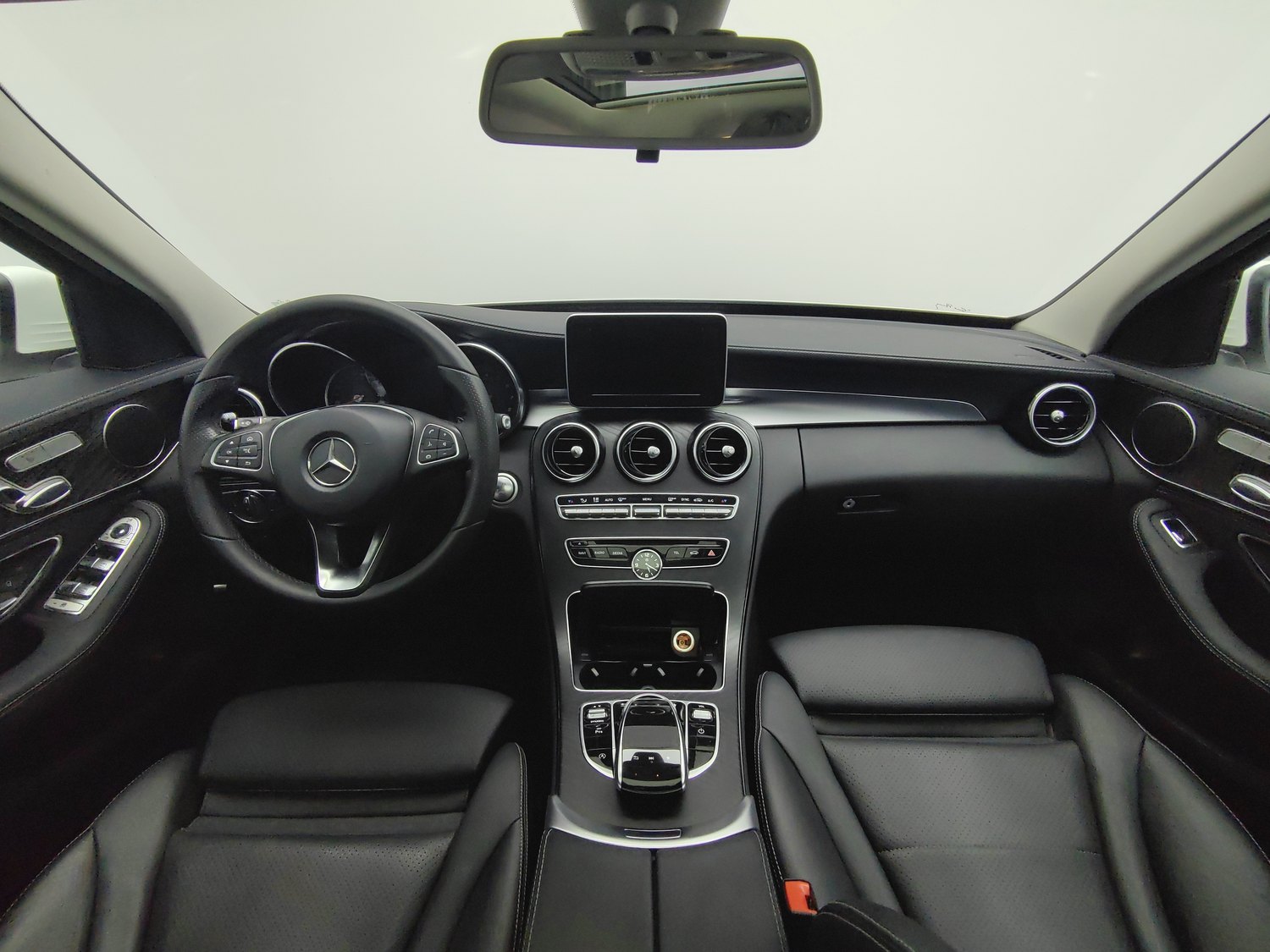 Used Mercedes-Benz C-Class 2017 2.0 AT