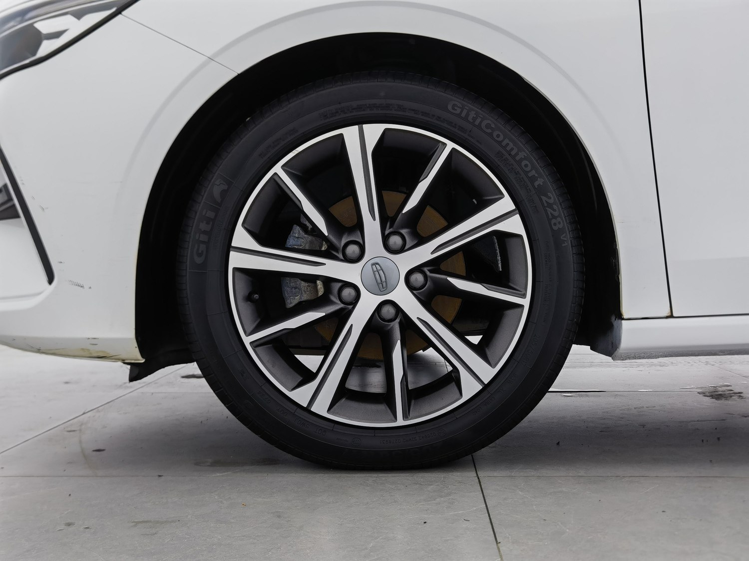 Used Geely Emgrand 2022 1.5 AT