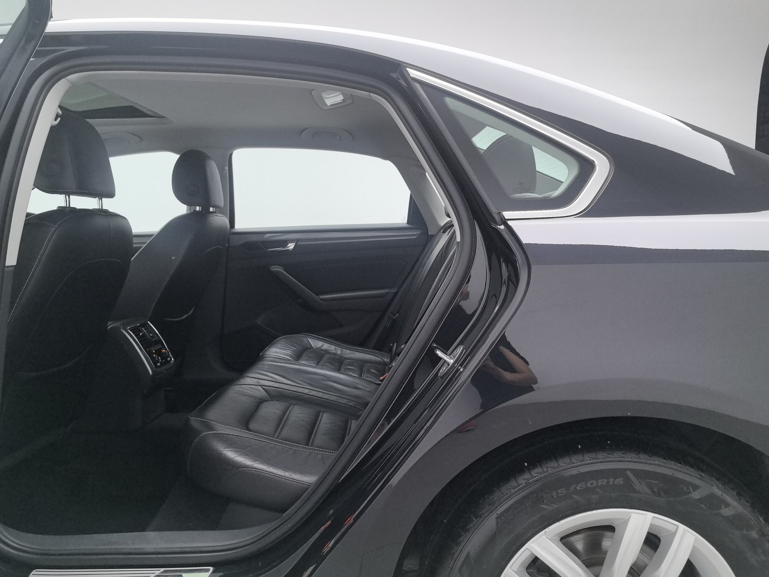 Used Volkswagen Passat 2016 1.8 AT